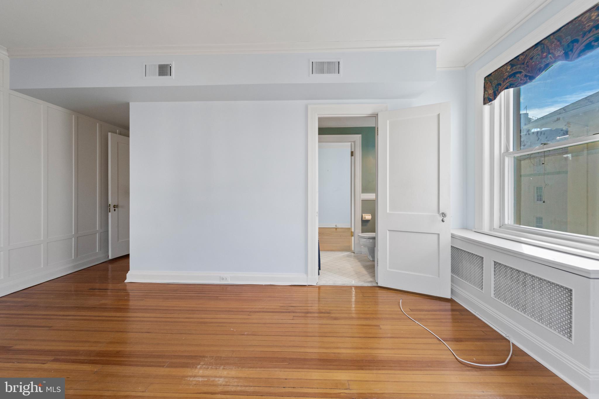 3405 Greenway Unit: 306