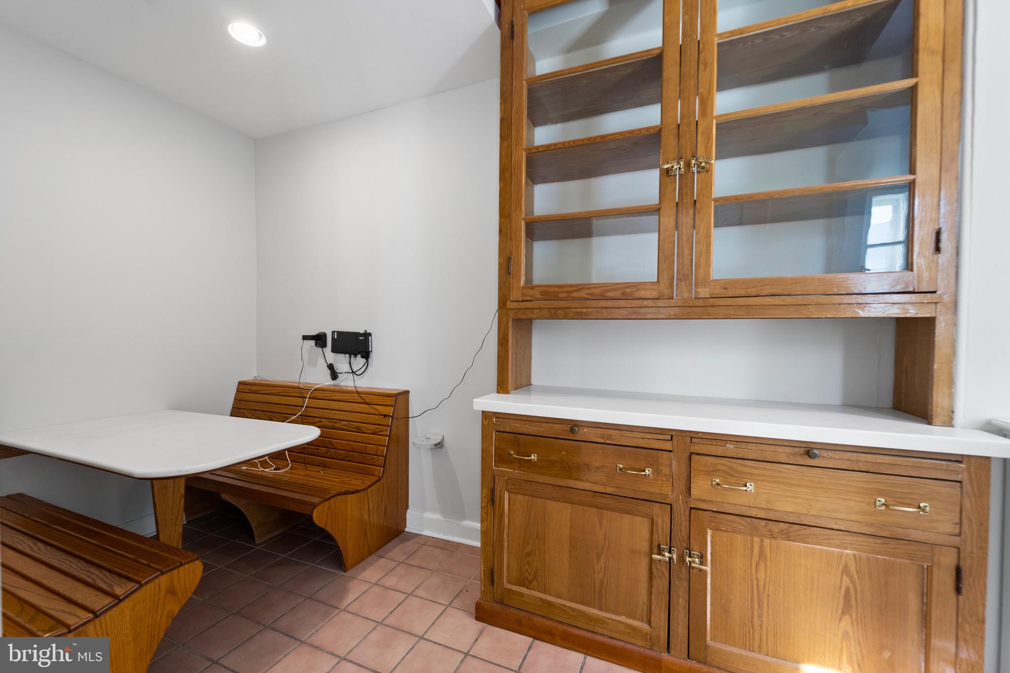 3405 Greenway Unit: 306