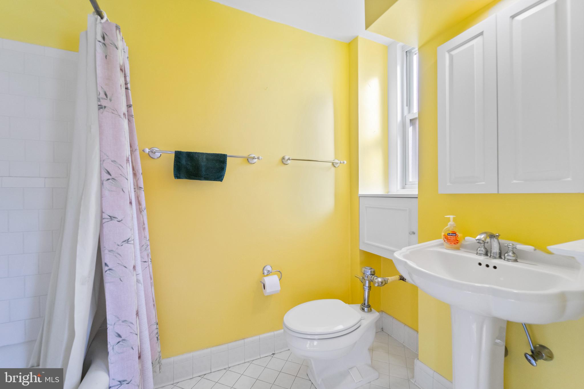 3405 Greenway Unit: 306