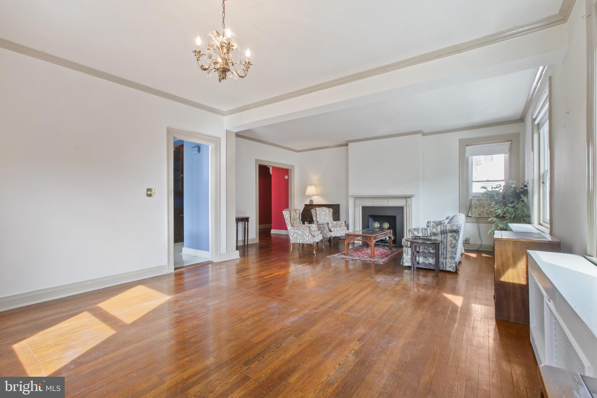 3405 Greenway #304