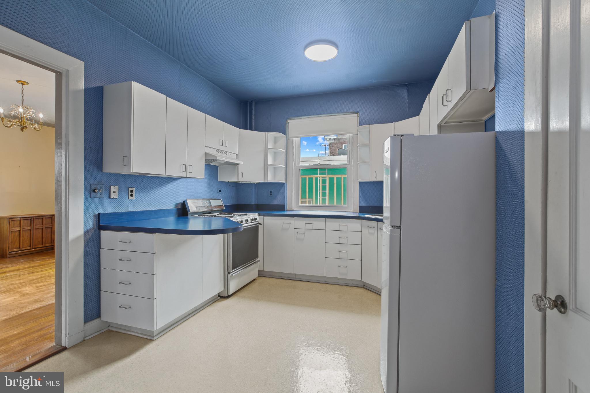 3405 Greenway #304