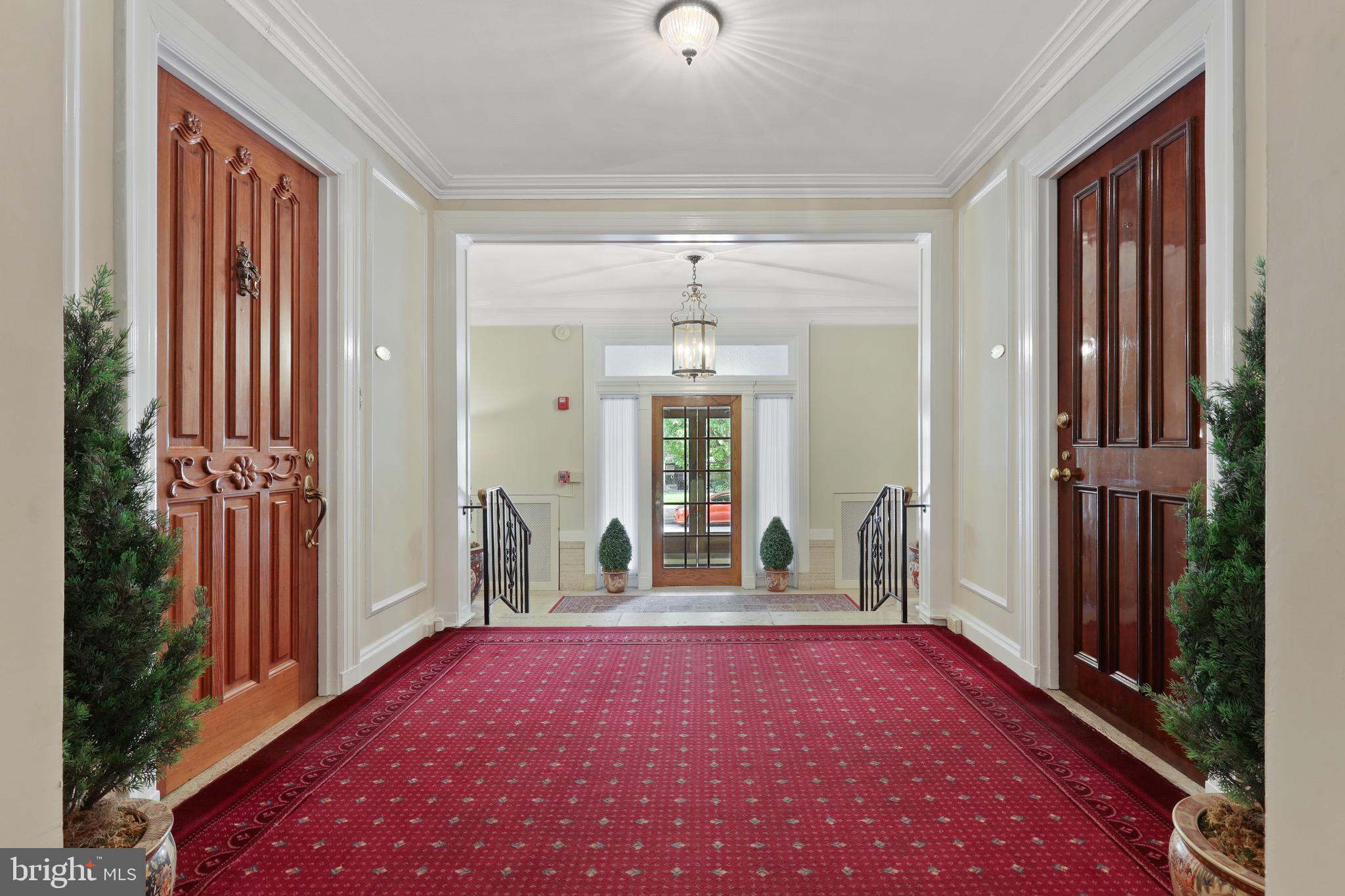 3405 Greenway #304