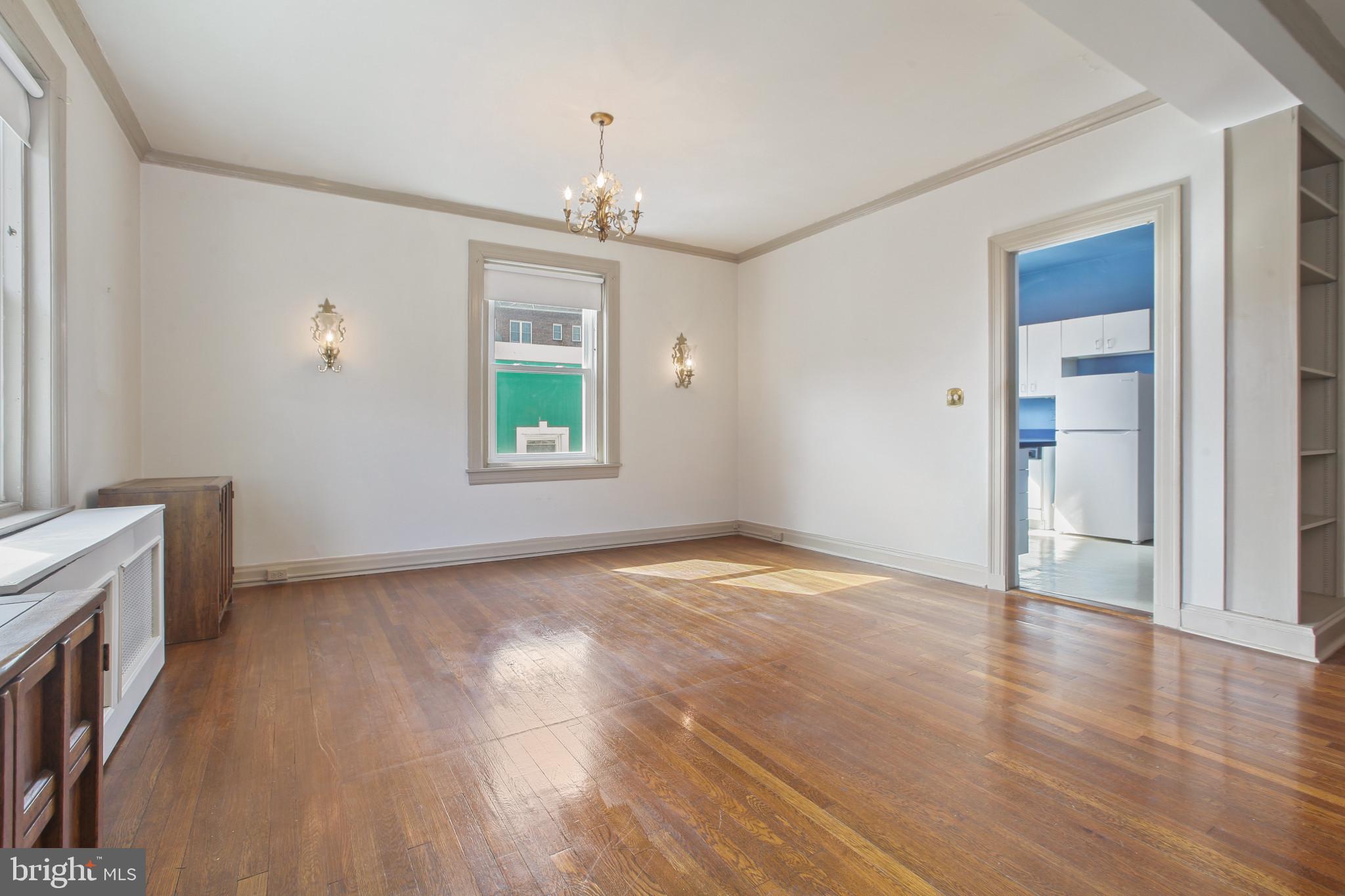 3405 Greenway #304