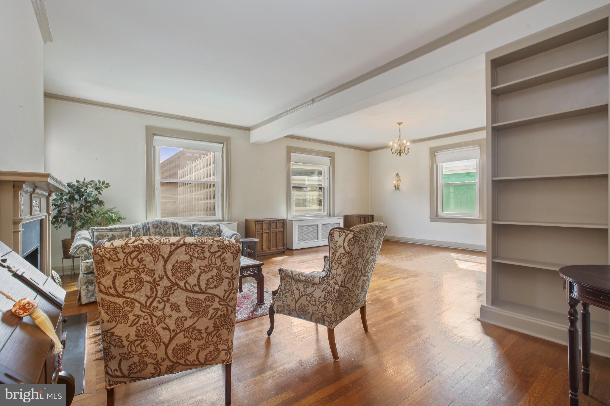3405 Greenway #304