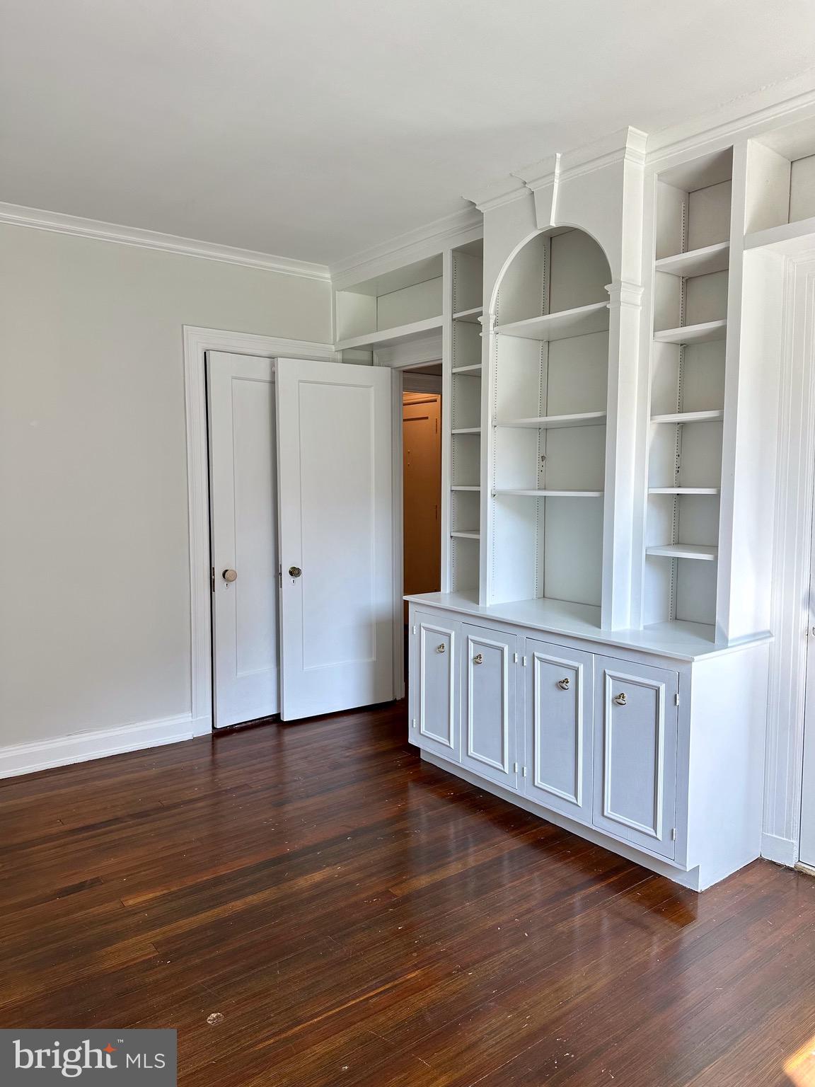 3405 Greenway #304