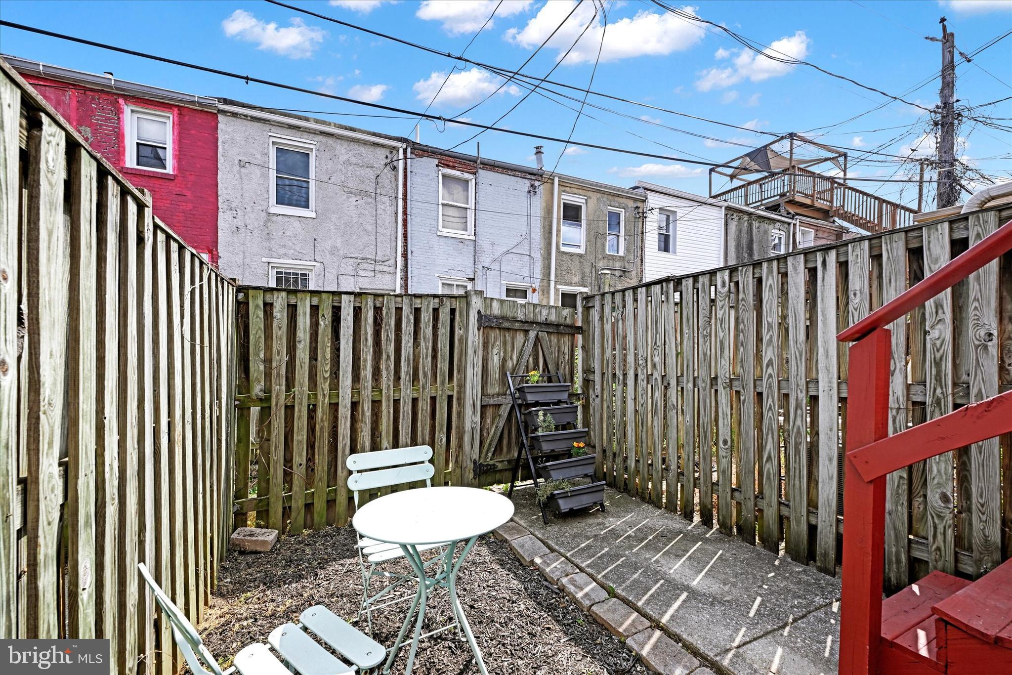 761 Carroll St