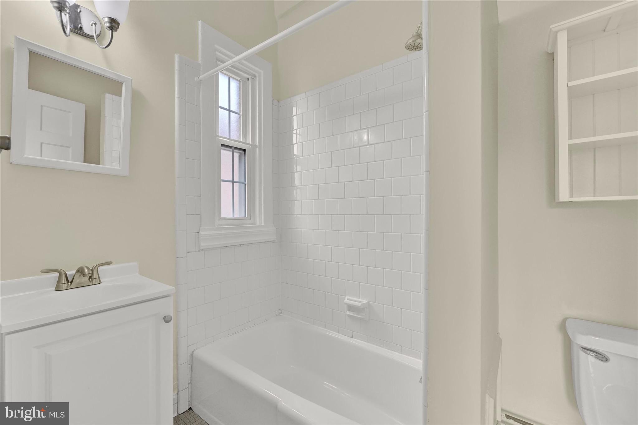 103 W 39TH STREET #A3B