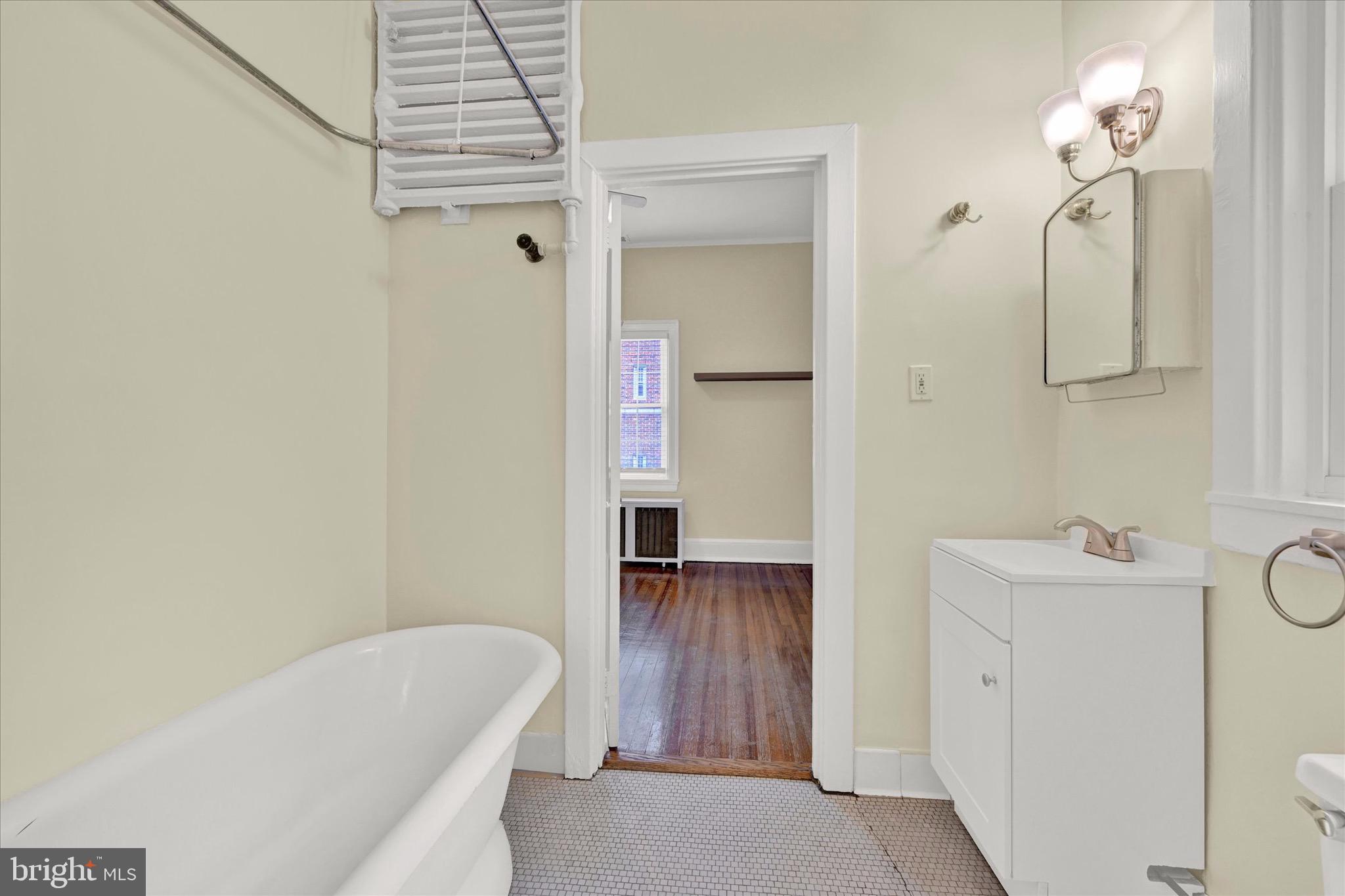 103 W 39TH STREET #A3B