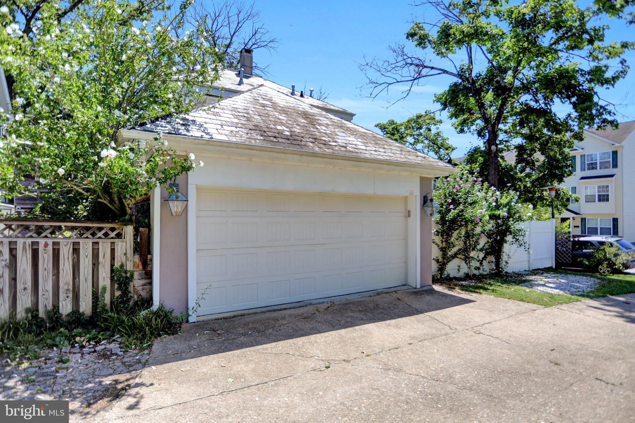 6010 York Rd