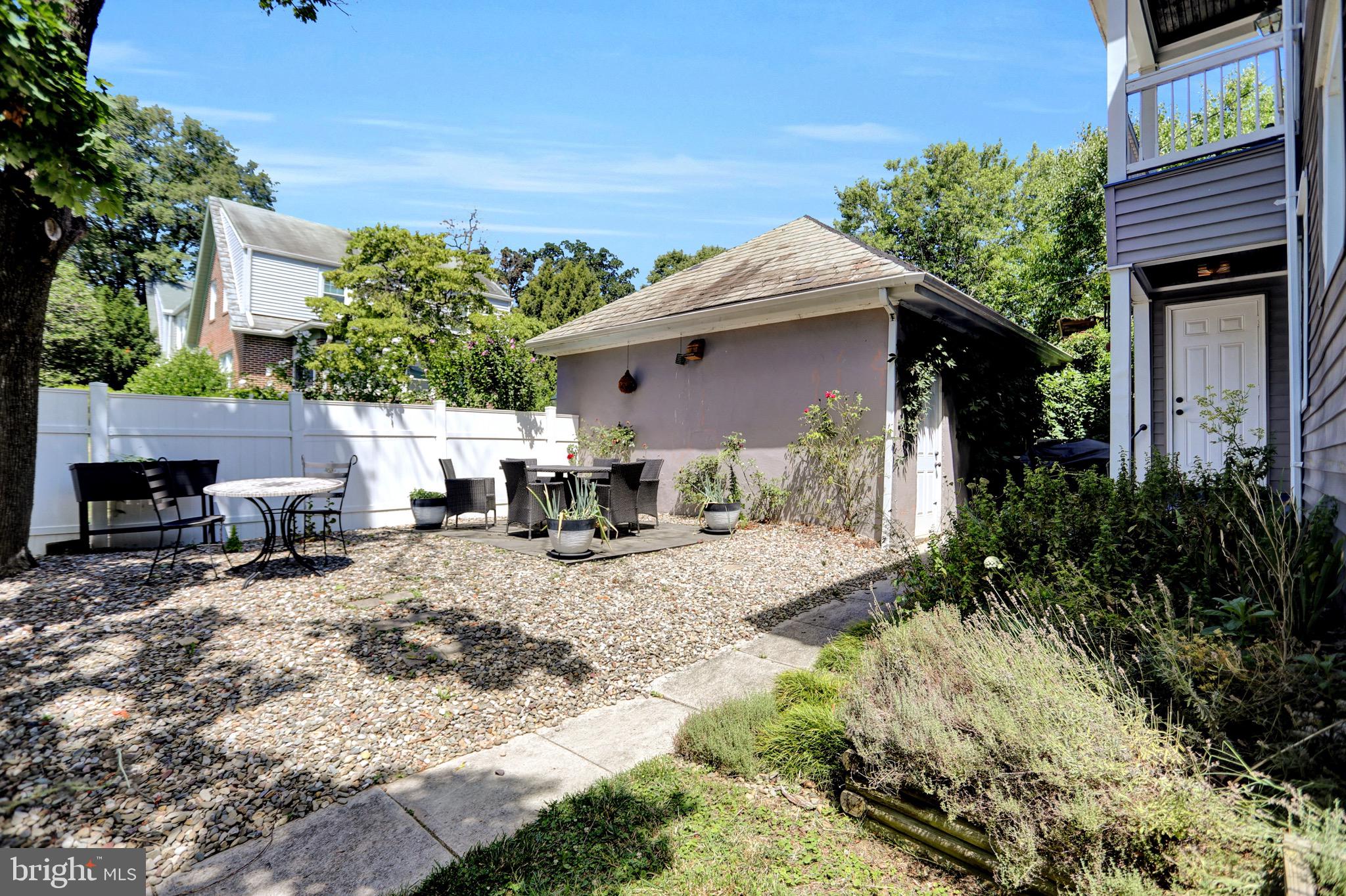 6010 York Rd