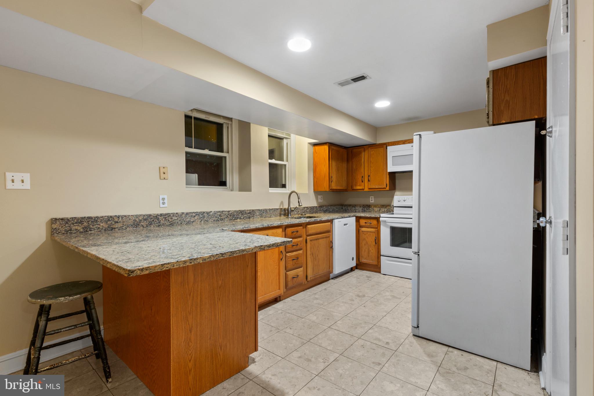 3405 Greenway #1