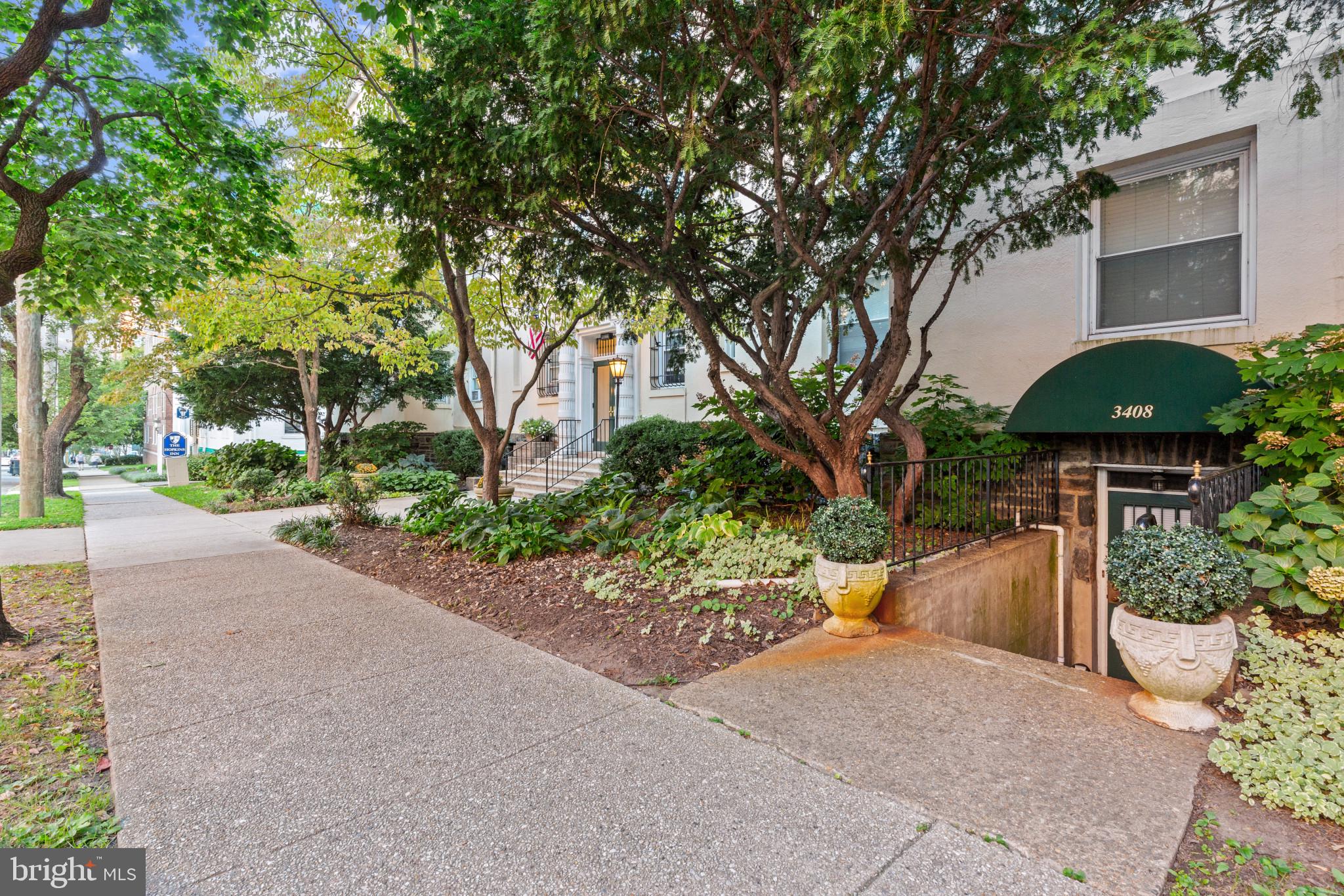 3405 Greenway #1