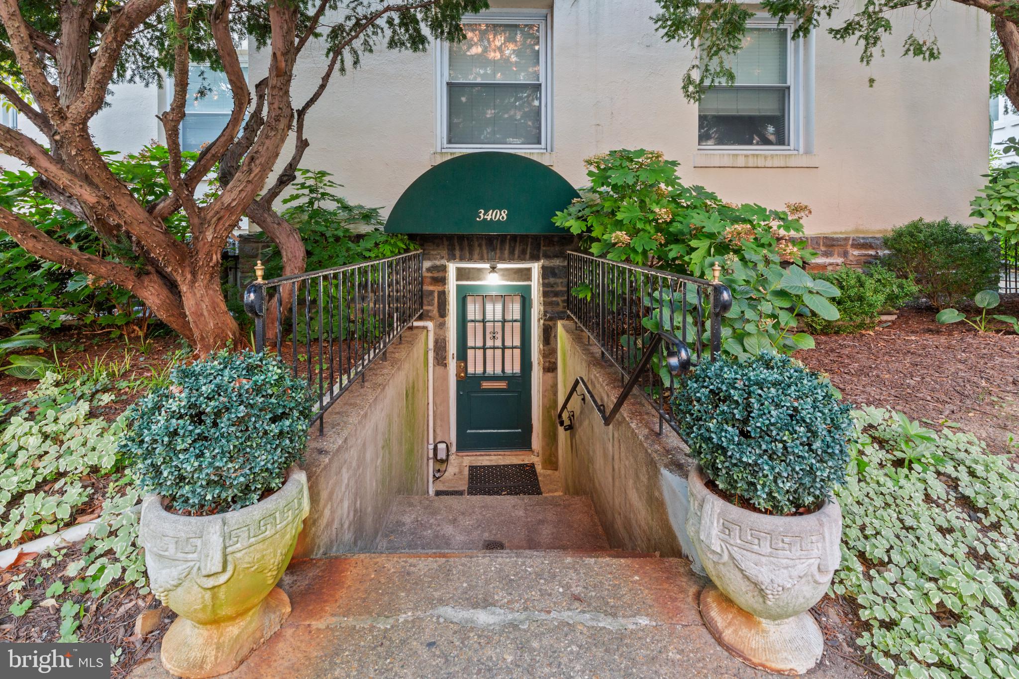 3405 Greenway #1