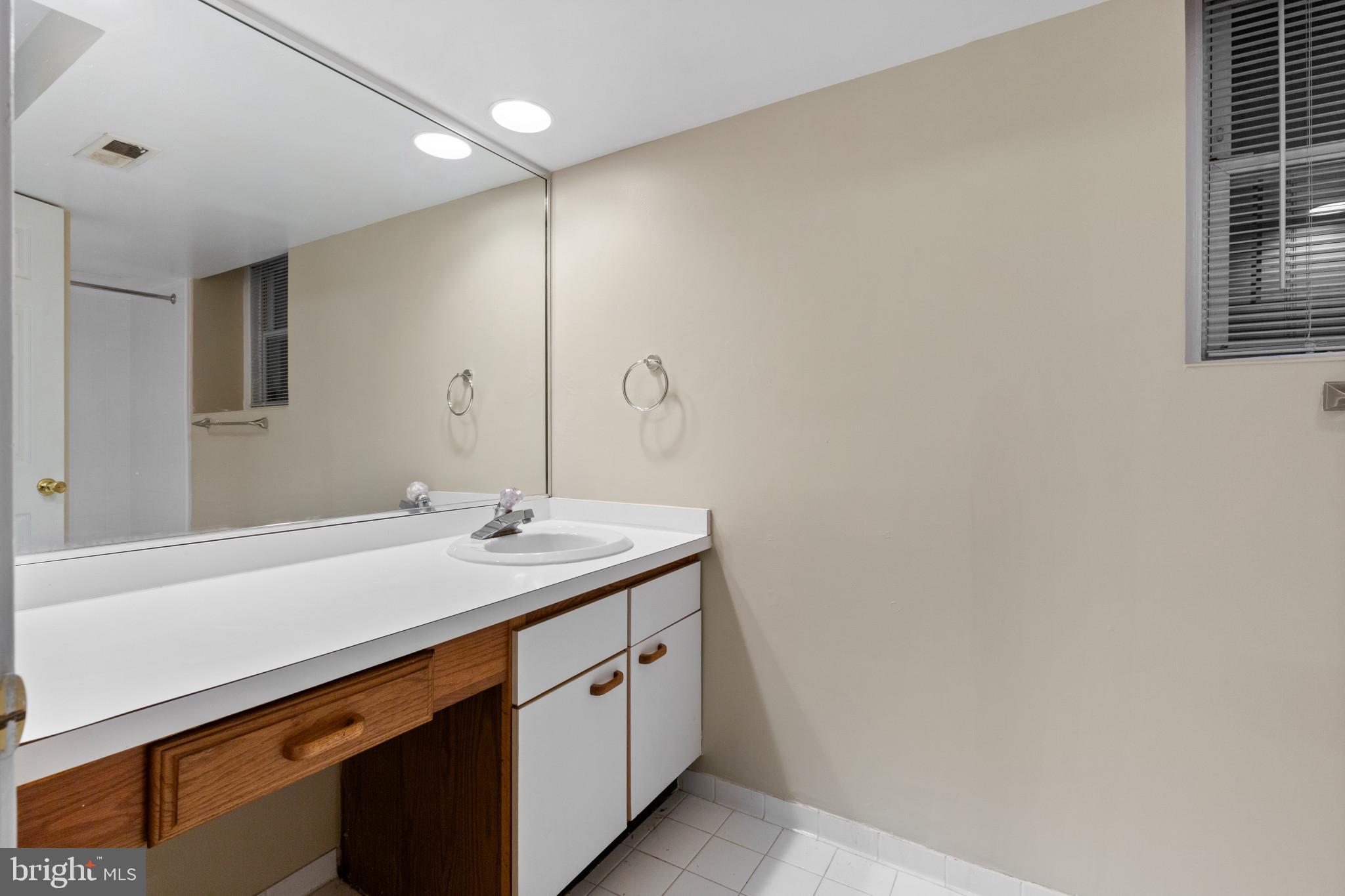 3405 Greenway #1