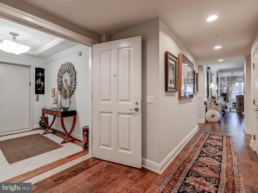 801 Key Hwy #210