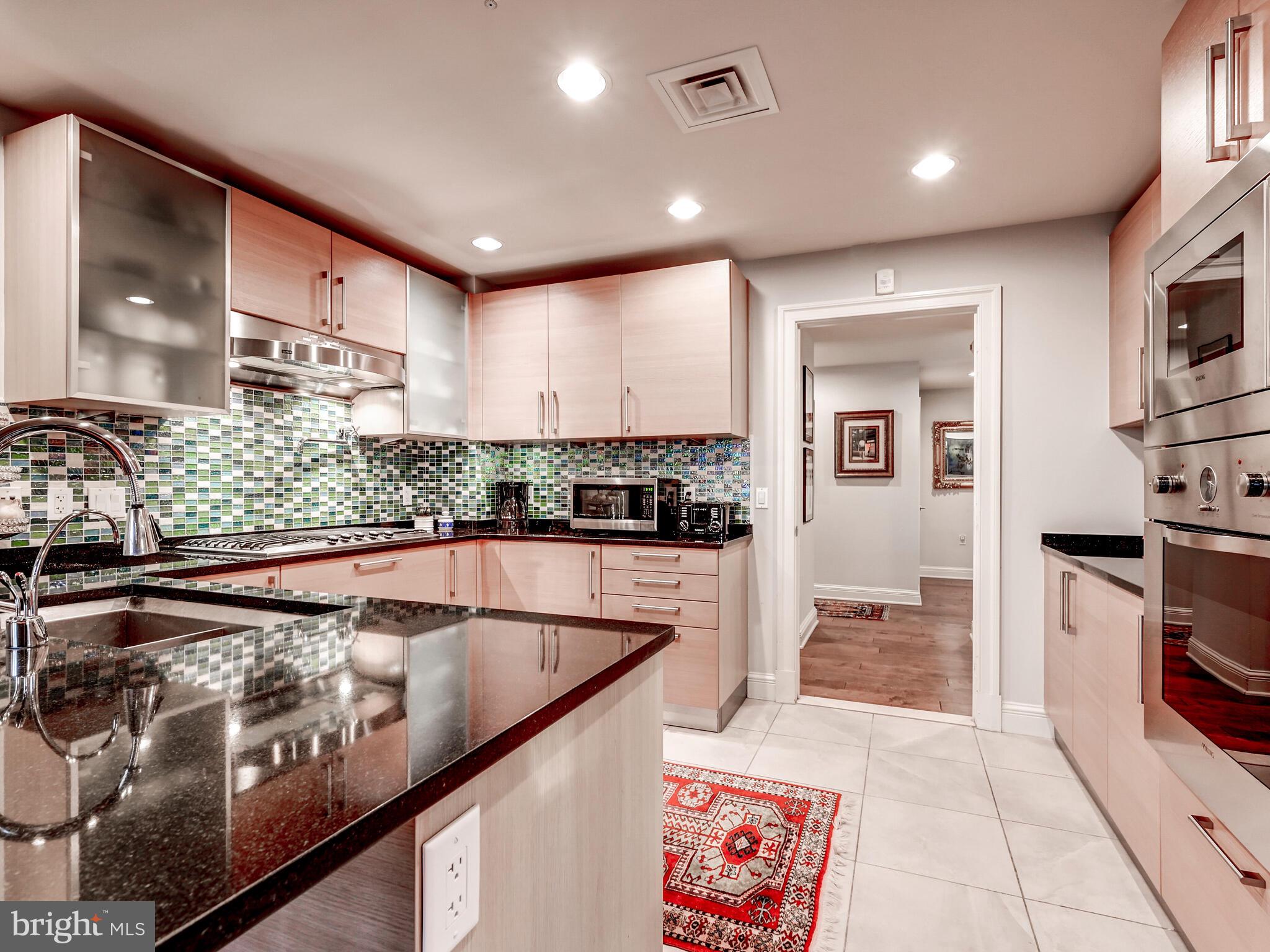 801 Key Hwy #210