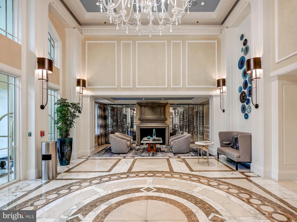 801 Key Hwy #210