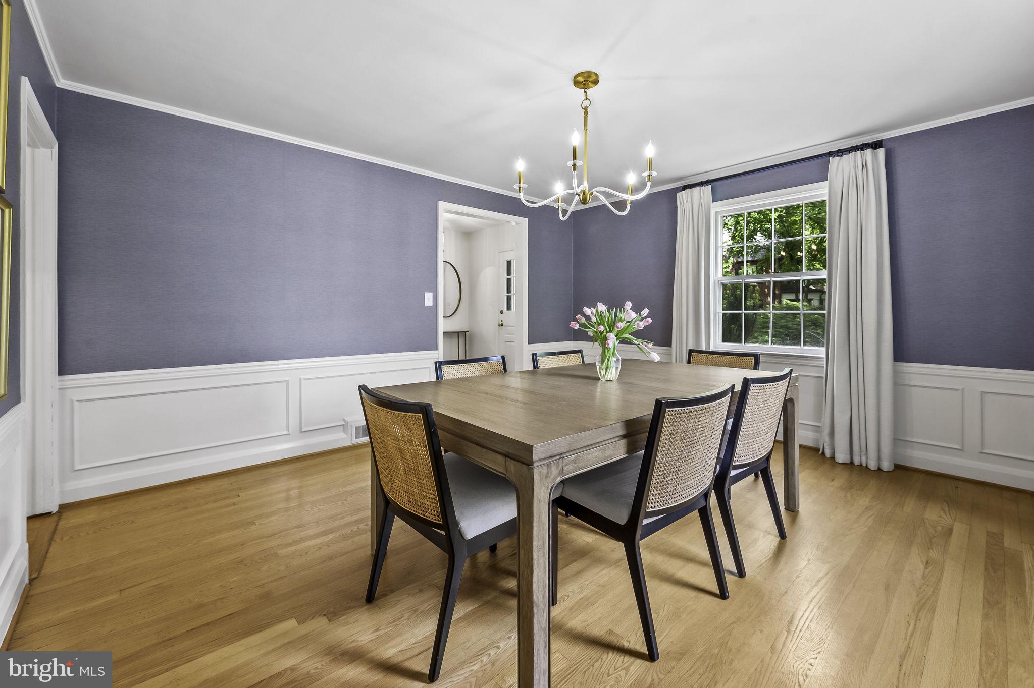 203 Saint Dunstans Rd