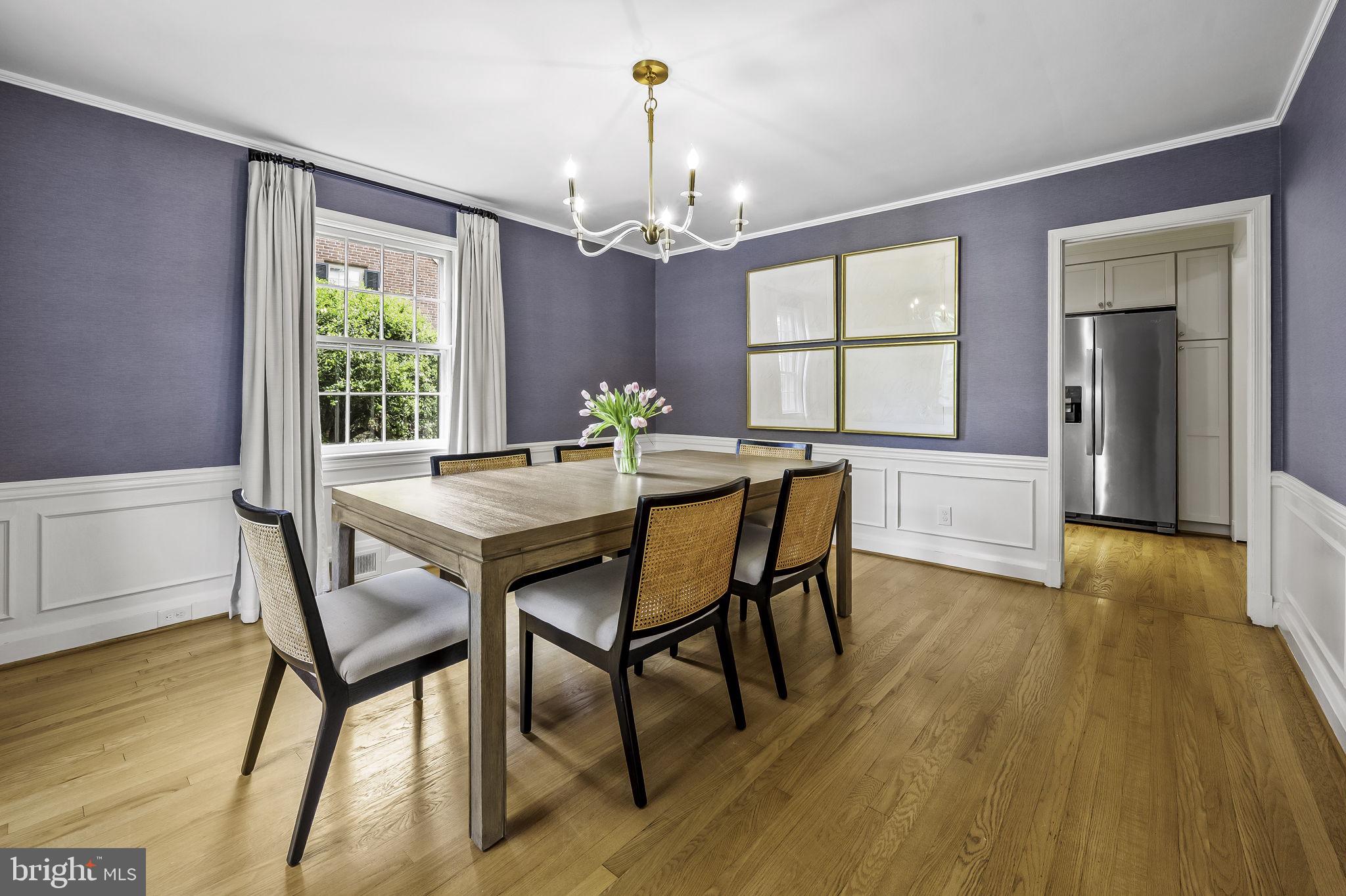 203 Saint Dunstans Rd