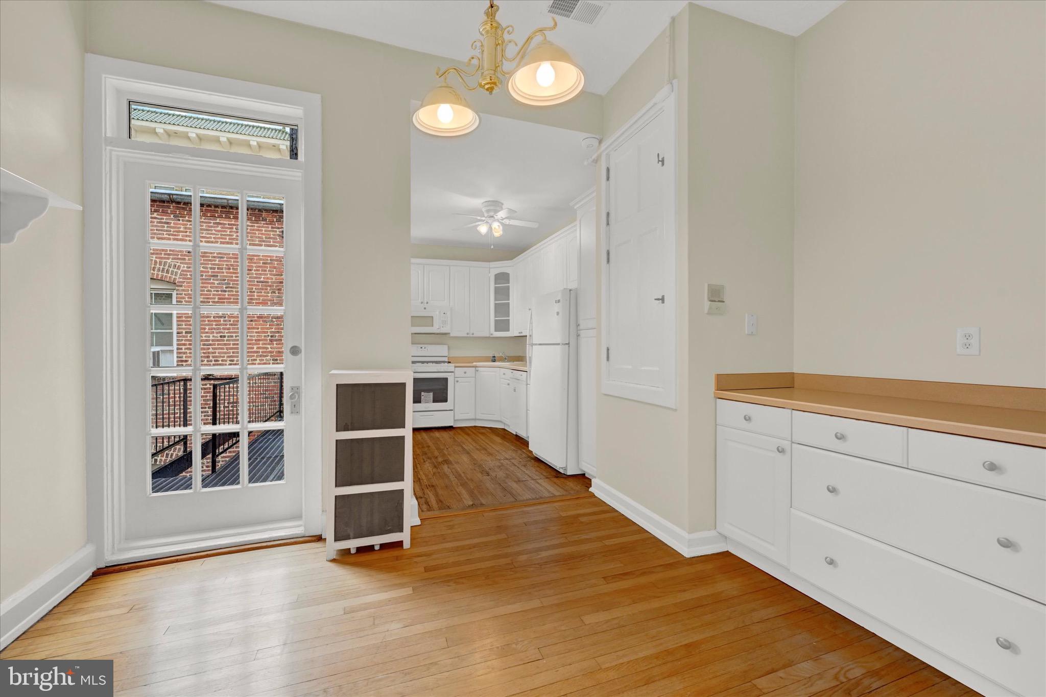 103 W 39TH STREET #A3B