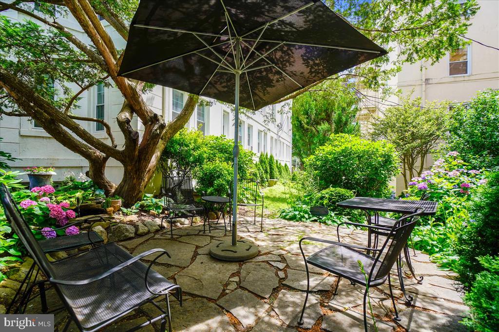 3405 GREENWAY #2