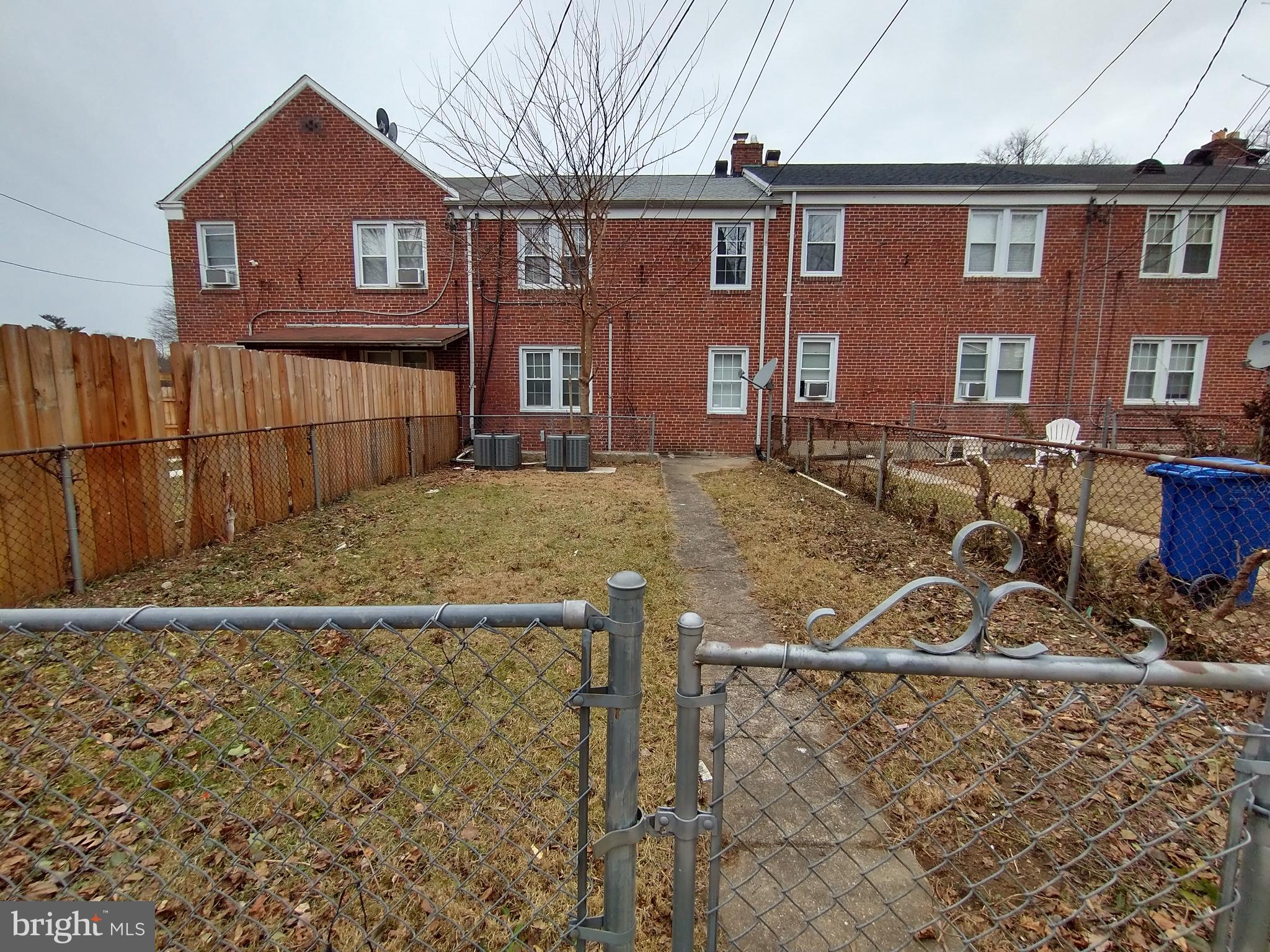 6139 Chinquapin Pkwy