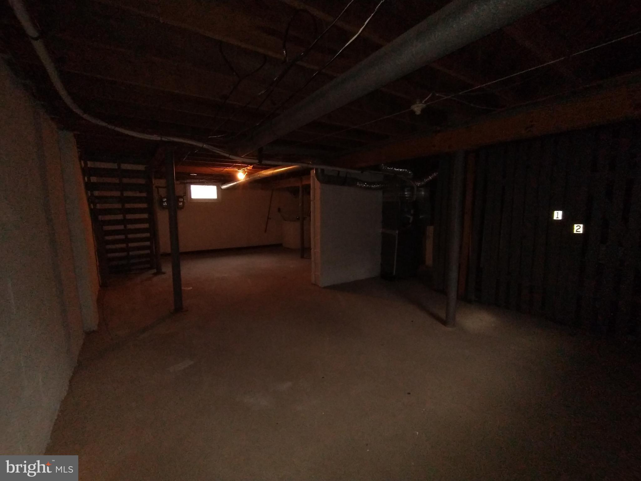 6139 Chinquapin Pkwy