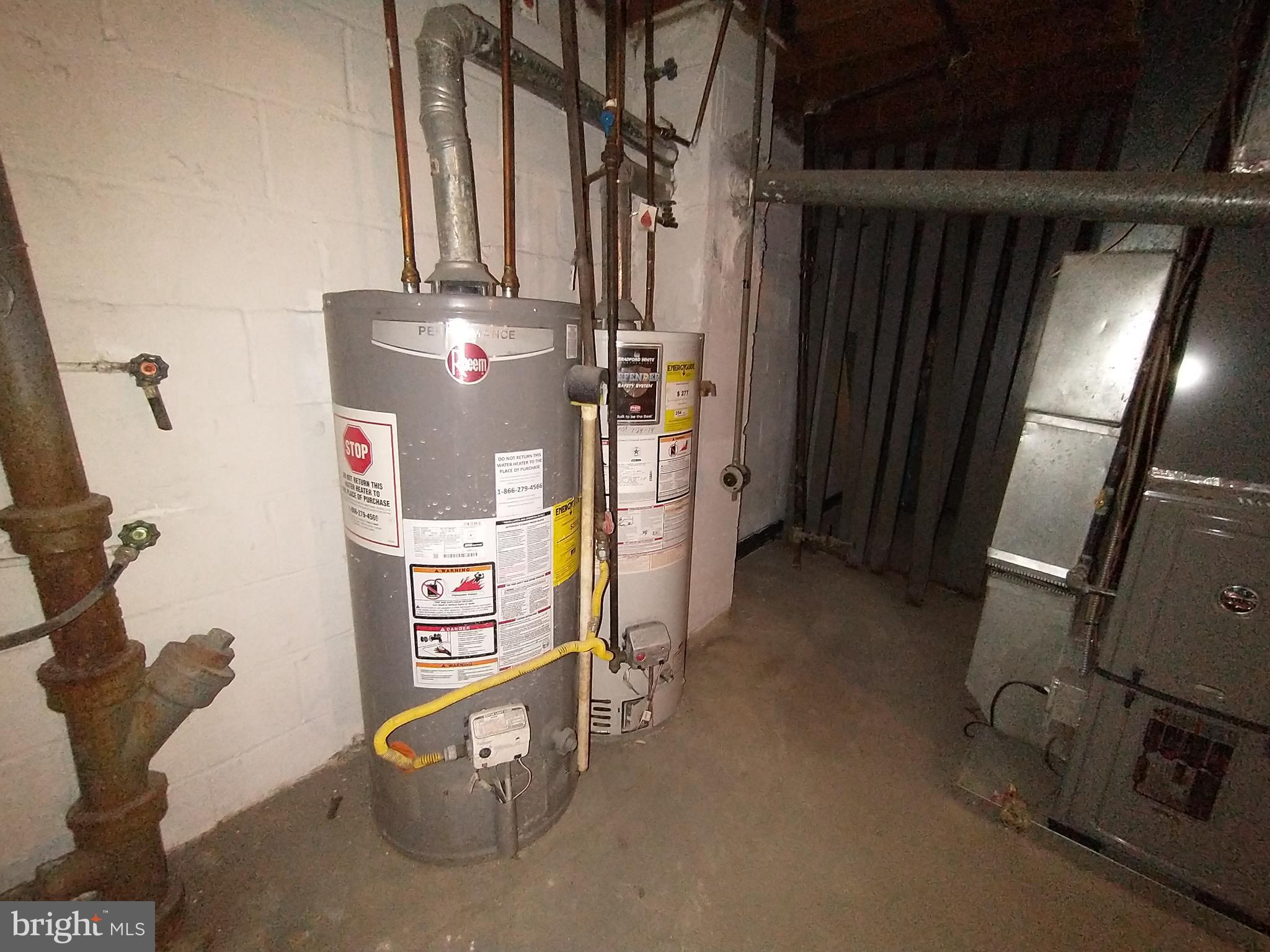 6139 Chinquapin Pkwy