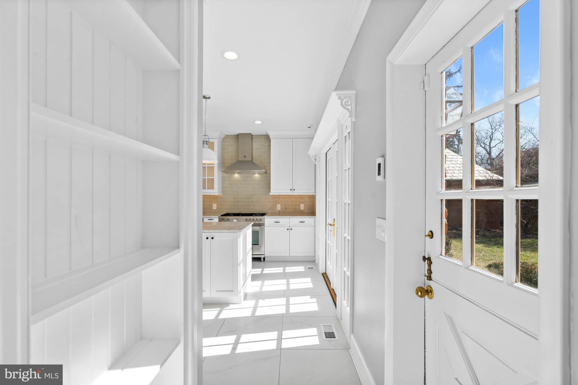 7 Charlcote Pl
