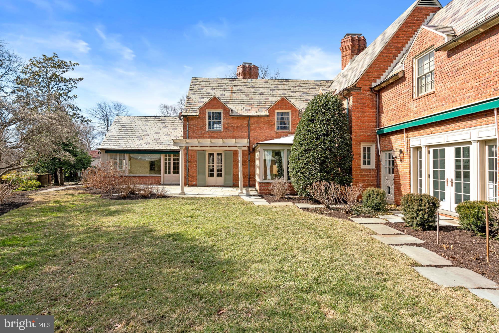 7 Charlcote Pl