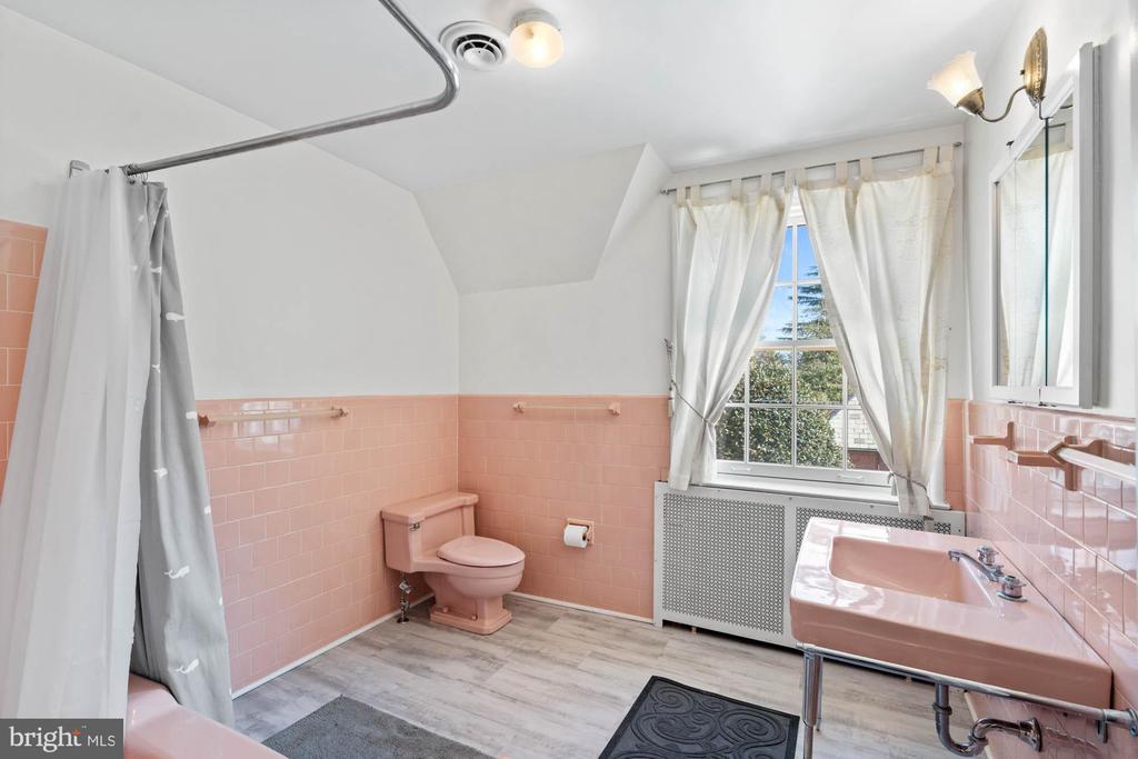 7 Charlcote Pl