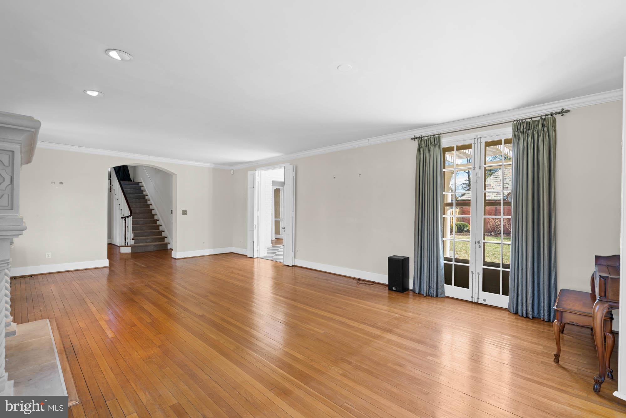 7 Charlcote Pl