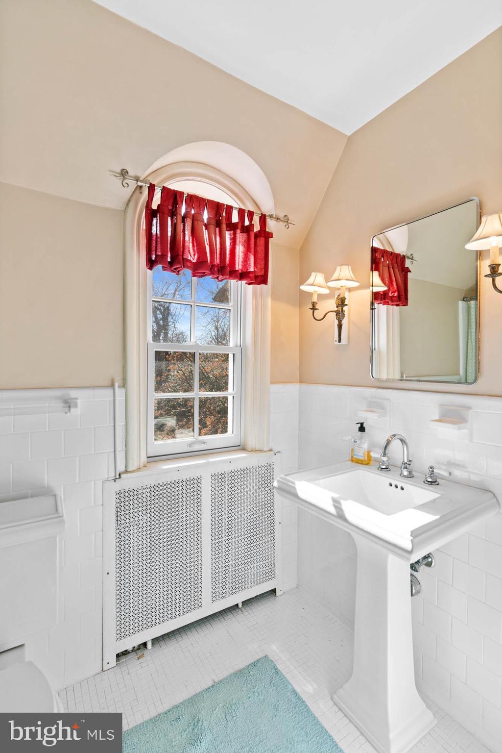 7 Charlcote Pl