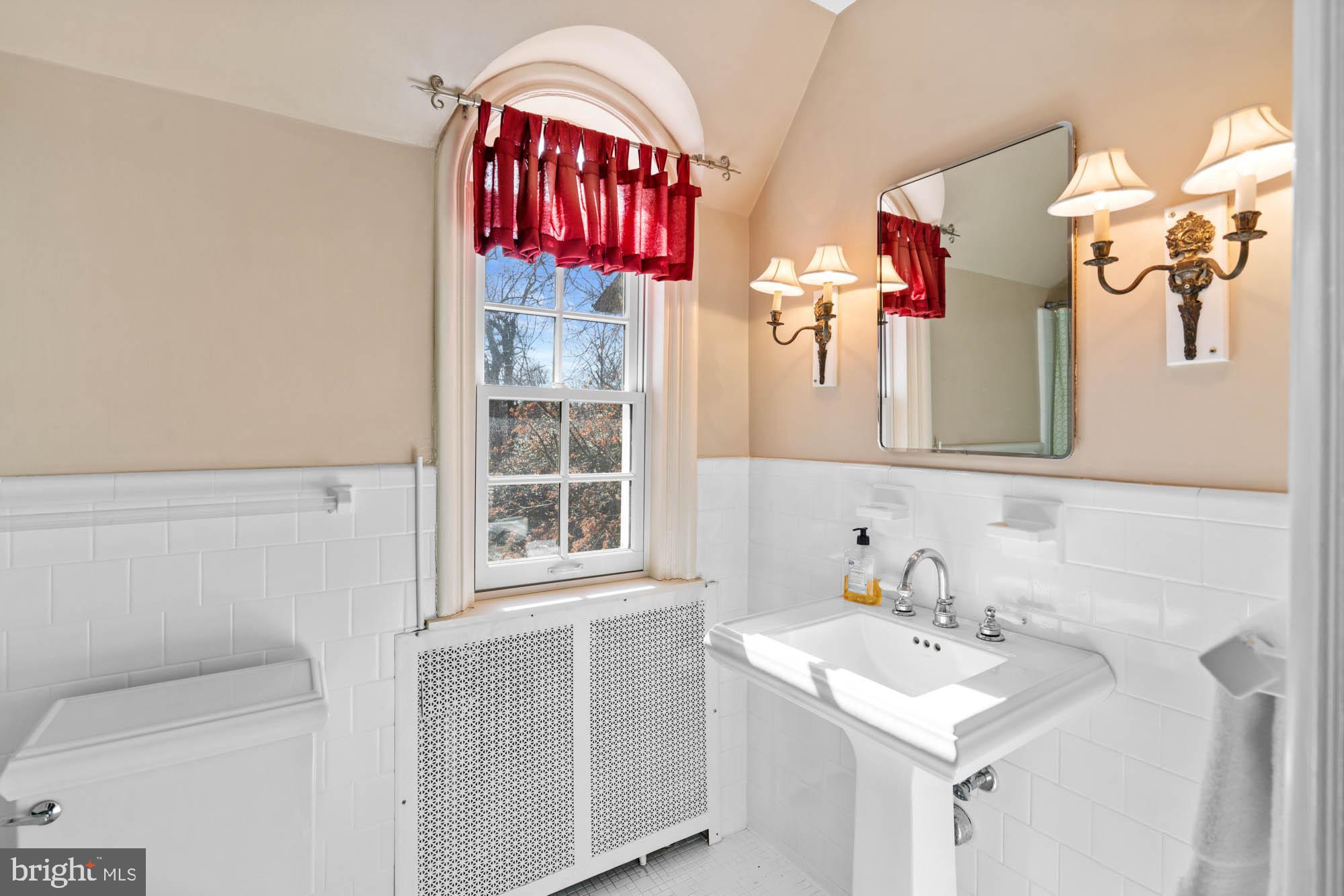 7 Charlcote Pl