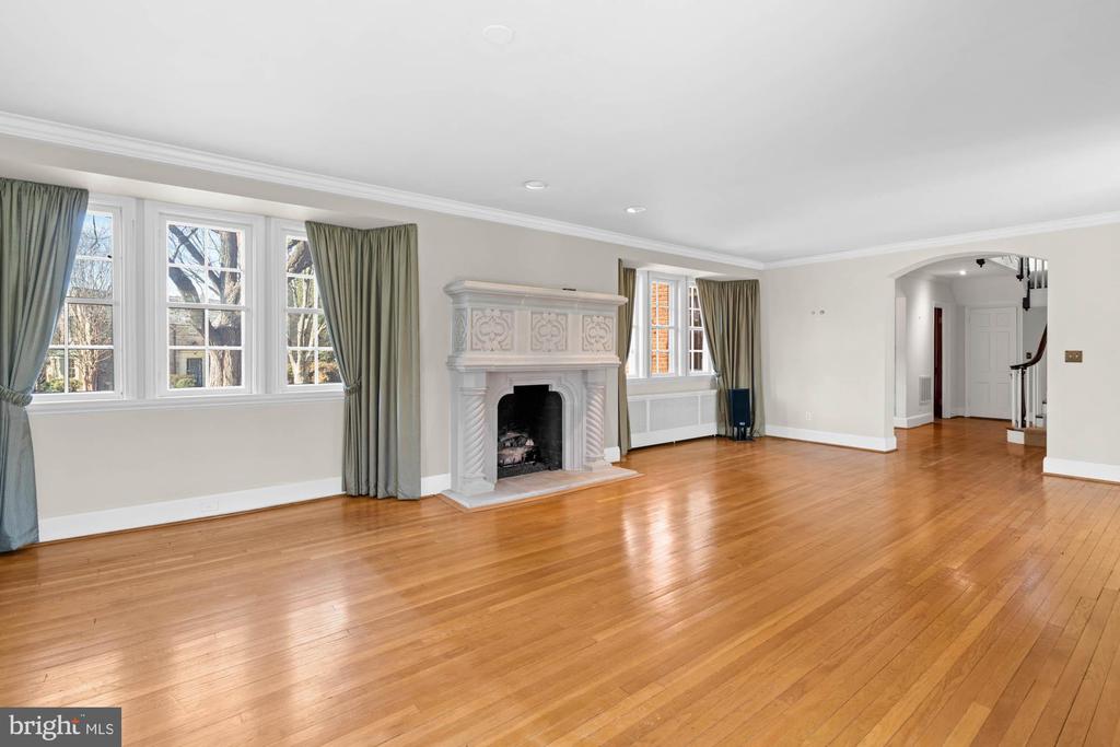 7 Charlcote Pl