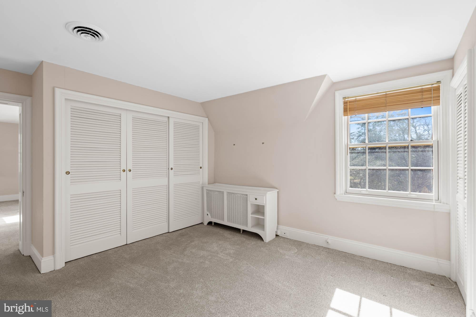 7 Charlcote Pl