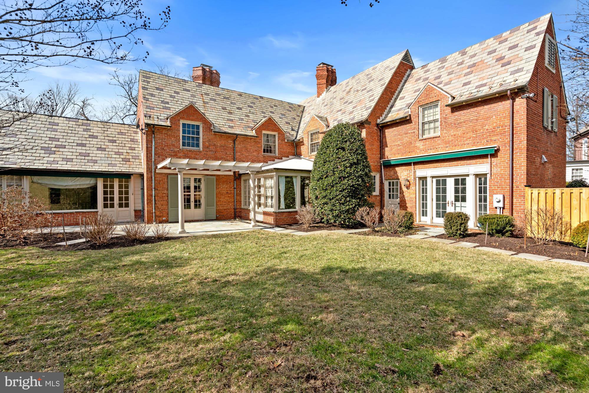 7 Charlcote Pl
