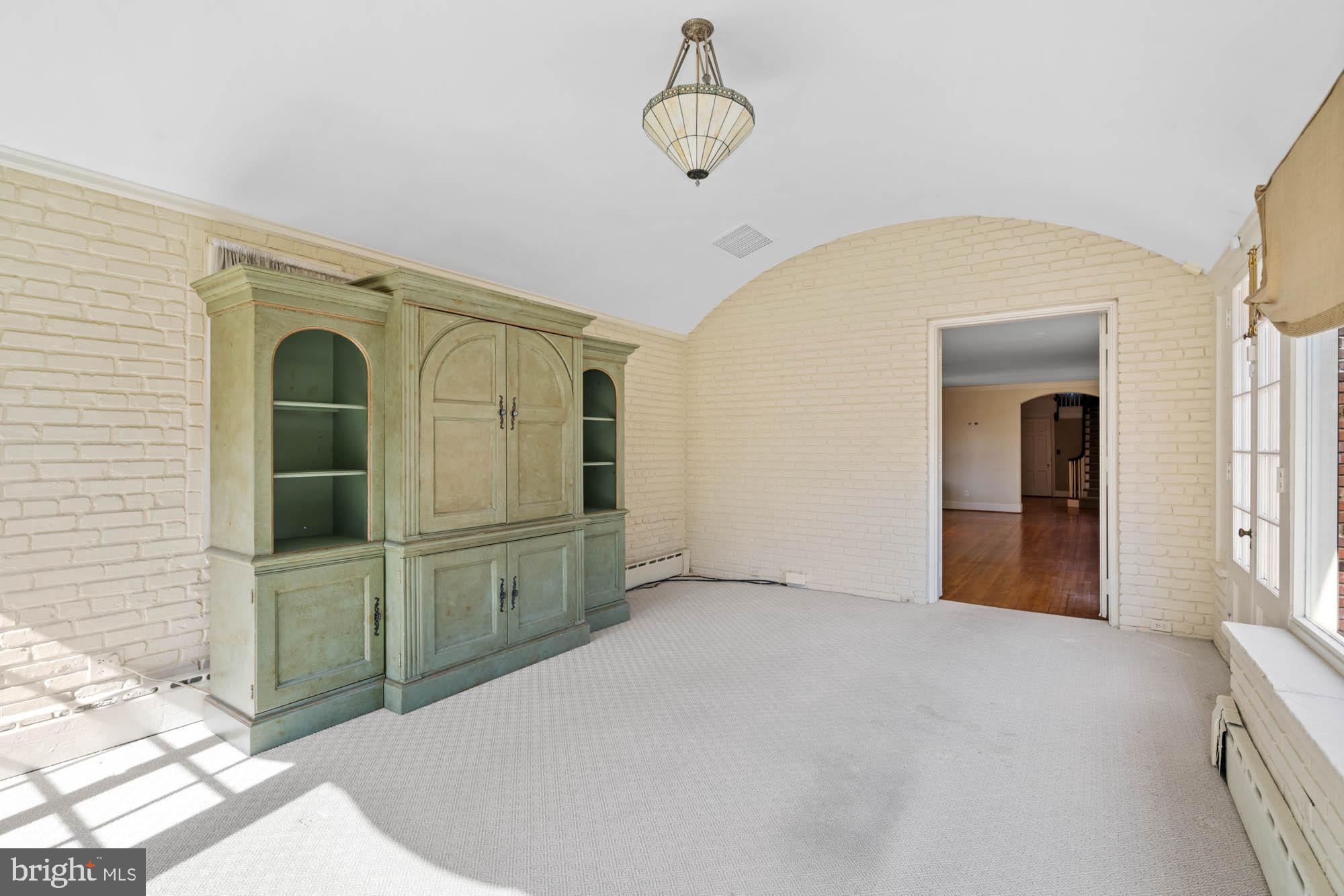 7 Charlcote Pl