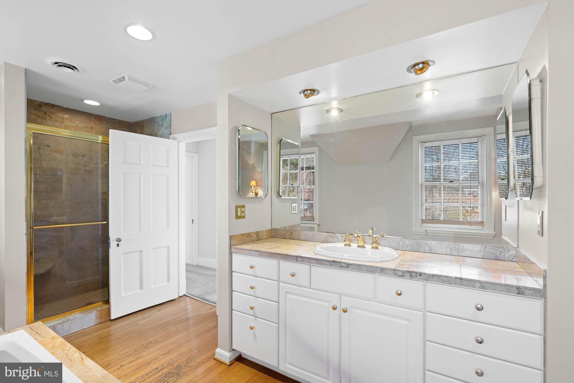 7 Charlcote Pl