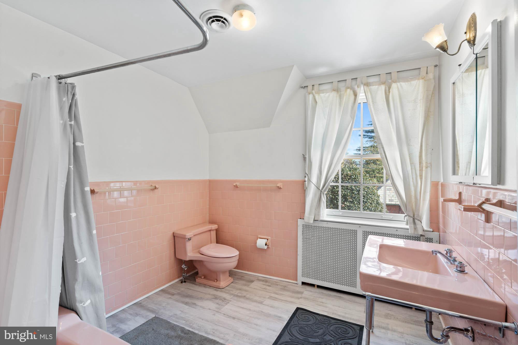 7 Charlcote Pl