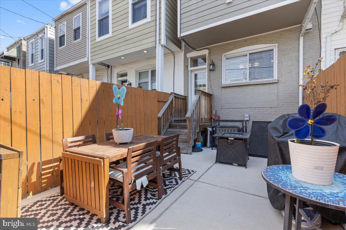 128 N Linwood Ave