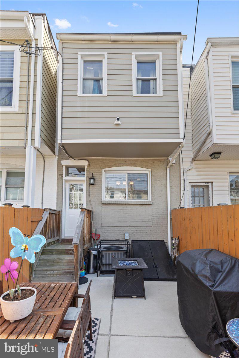 128 N Linwood Ave