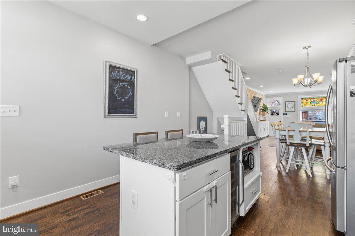 128 N Linwood Ave