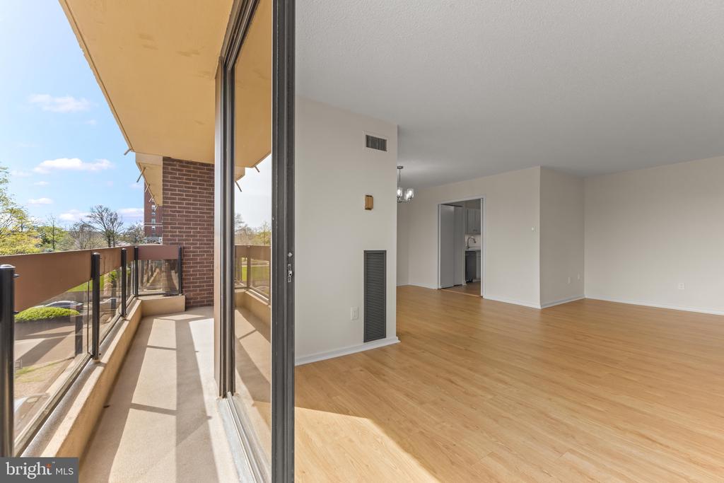 4100 N Charles St #310