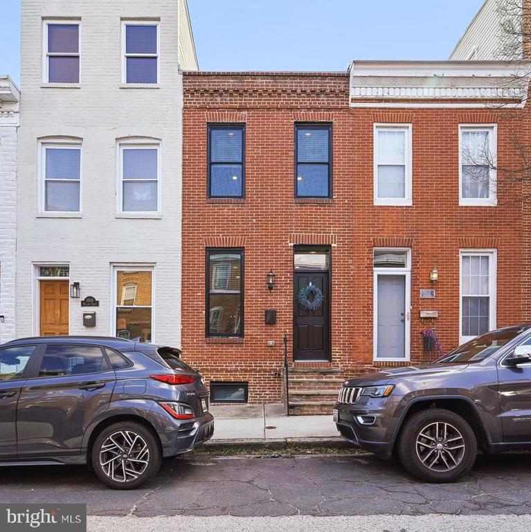 1511 William St