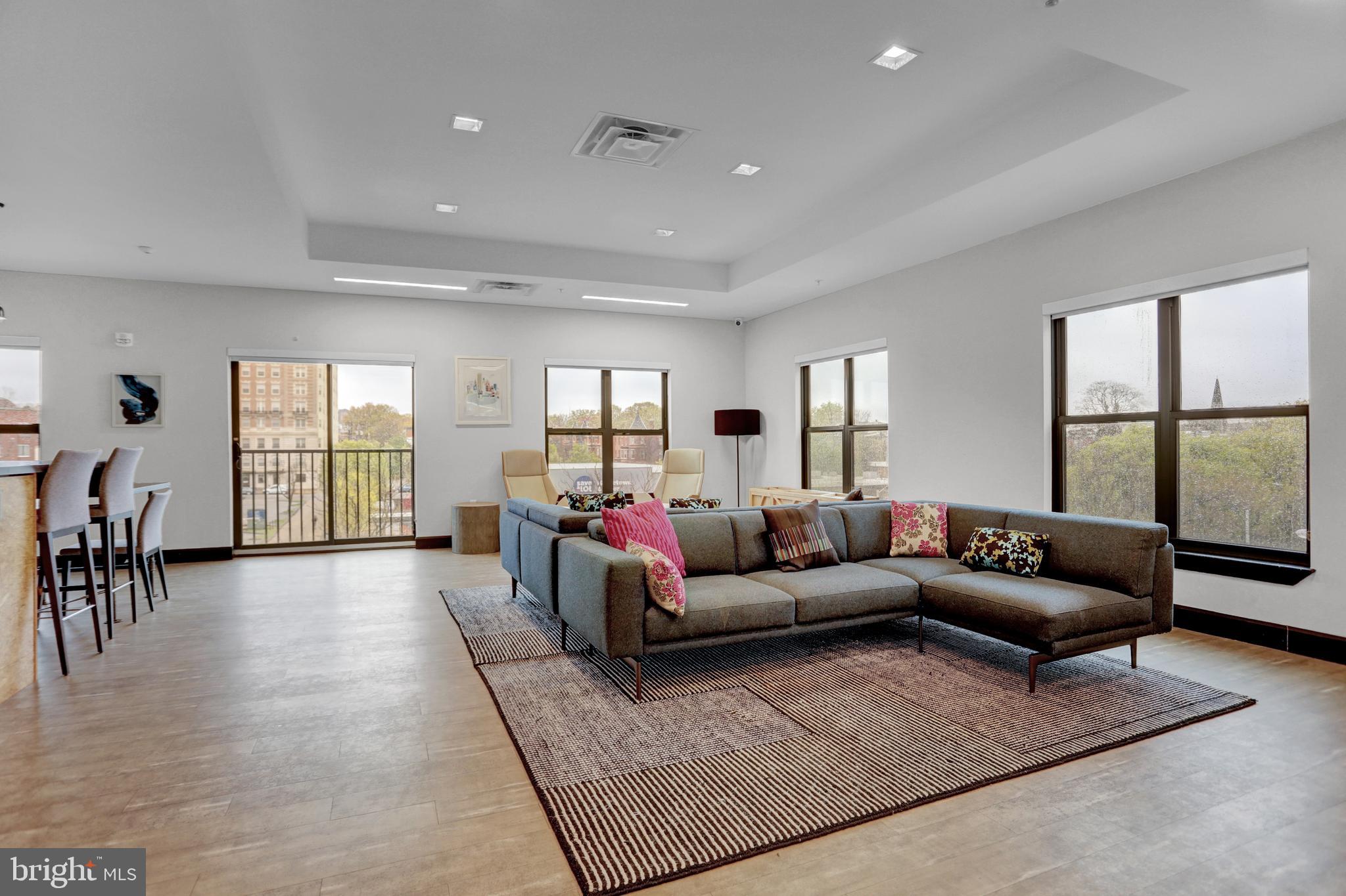 303 MCMECHEN ST #314