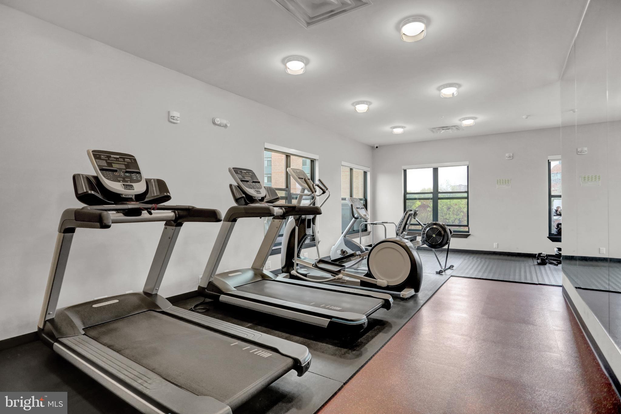 303 MCMECHEN ST #314