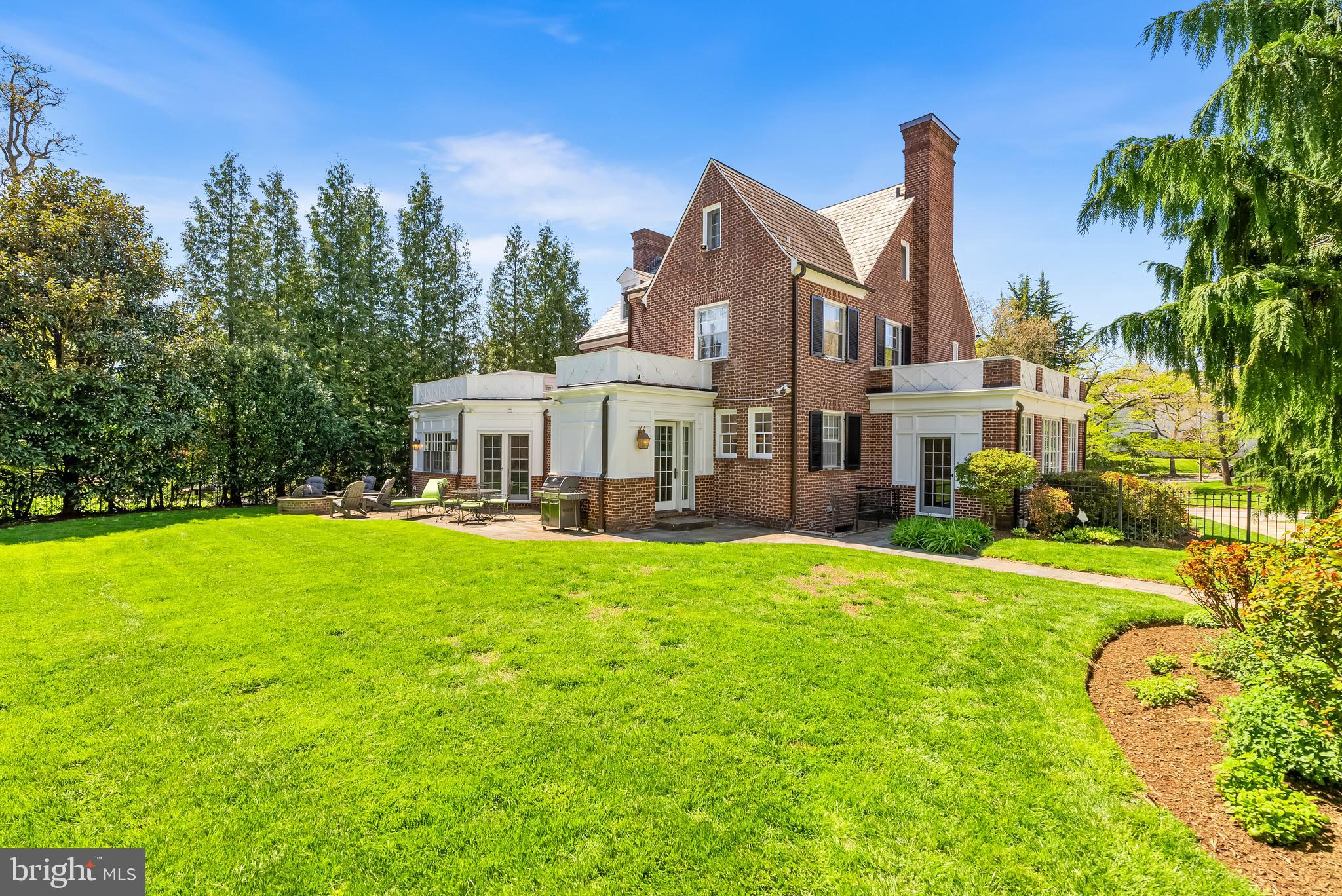 4409 Bedford Pl