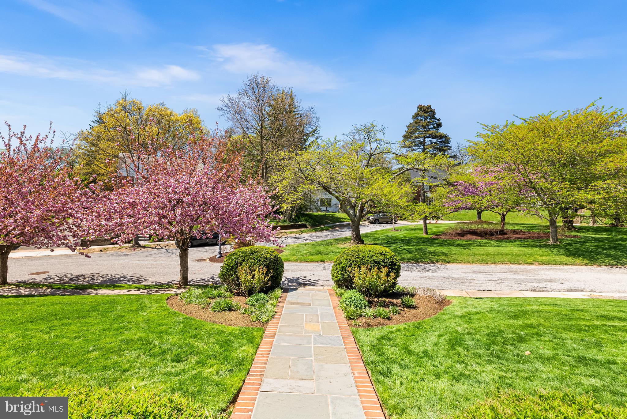 4409 Bedford Pl