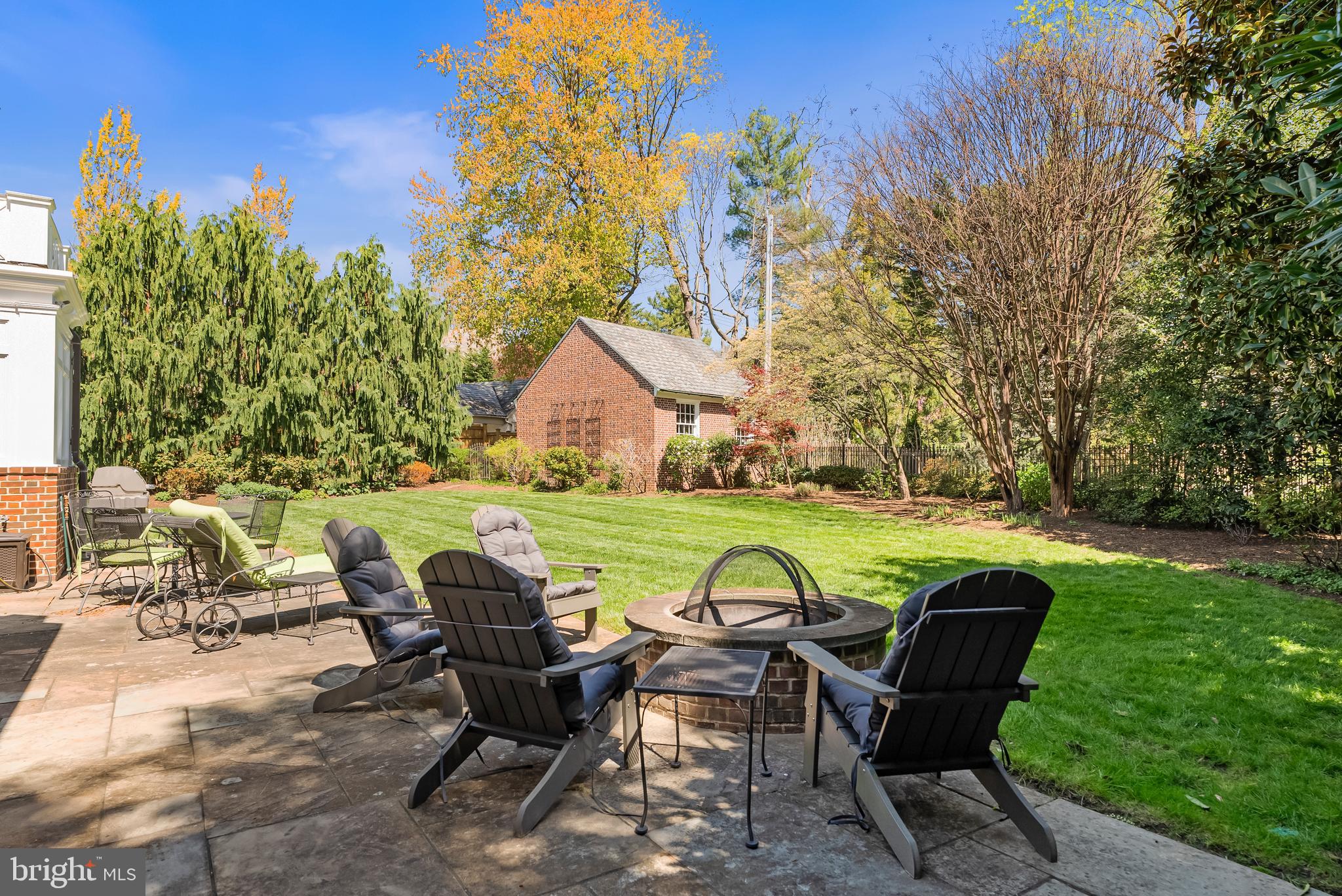 4409 Bedford Pl